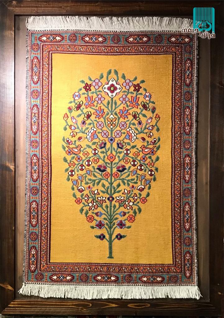 تابلو گلیم سوزنی سیرجانی طرح گل و بلبل