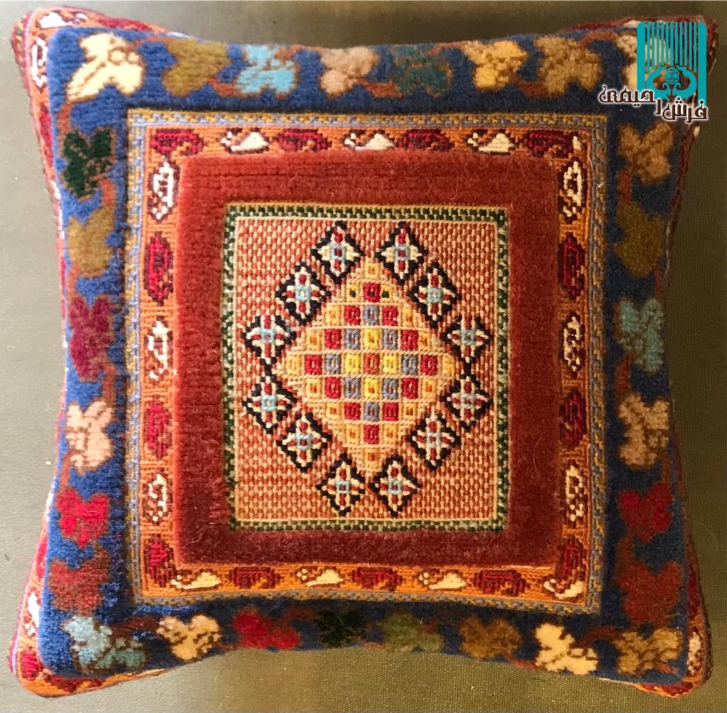 کوسن گلیم فرش سیرجانی طرح تک خشت