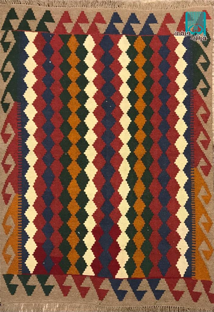 ذرع و نیم گلیم قشقایی طرح لوزی