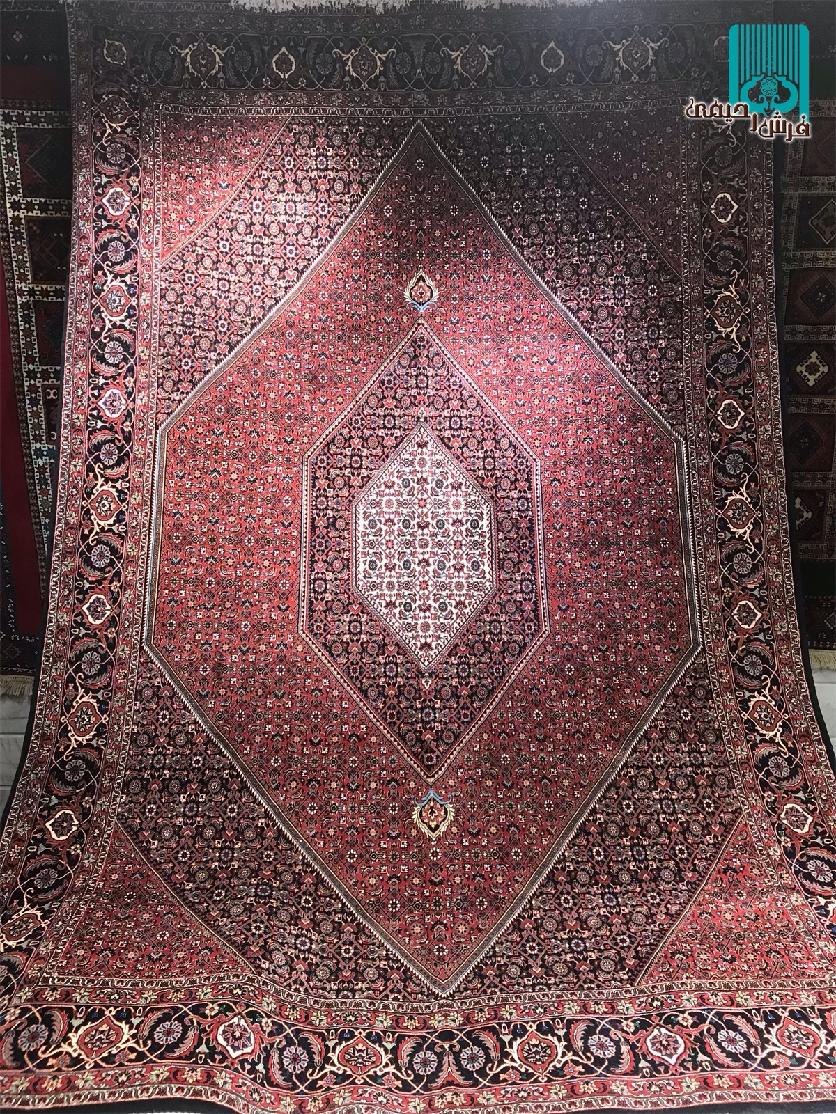 شش متری بیجار گل ابریشم طرح ماهی