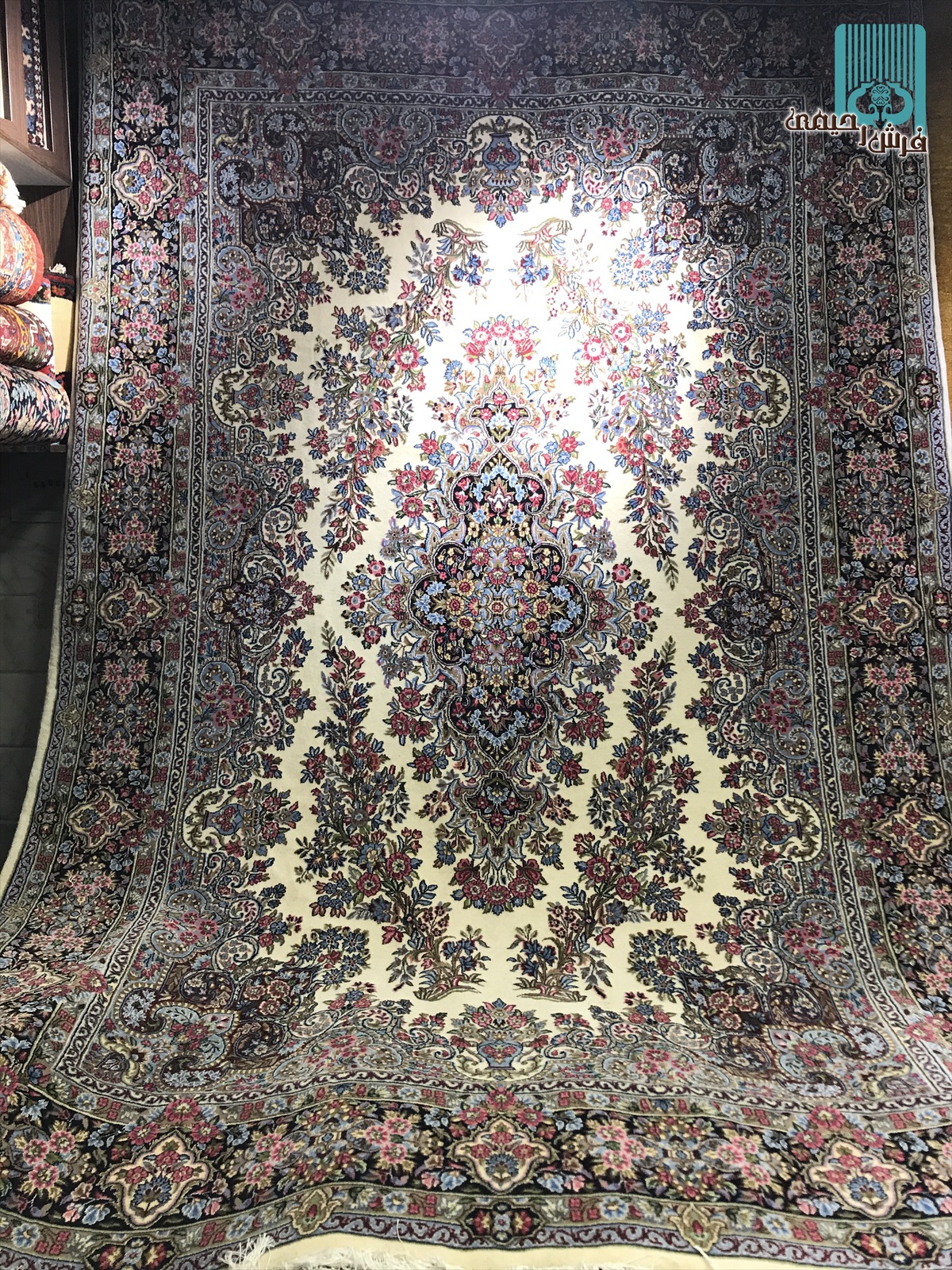 شش متری کرمان طرح ترنج دسته گلی