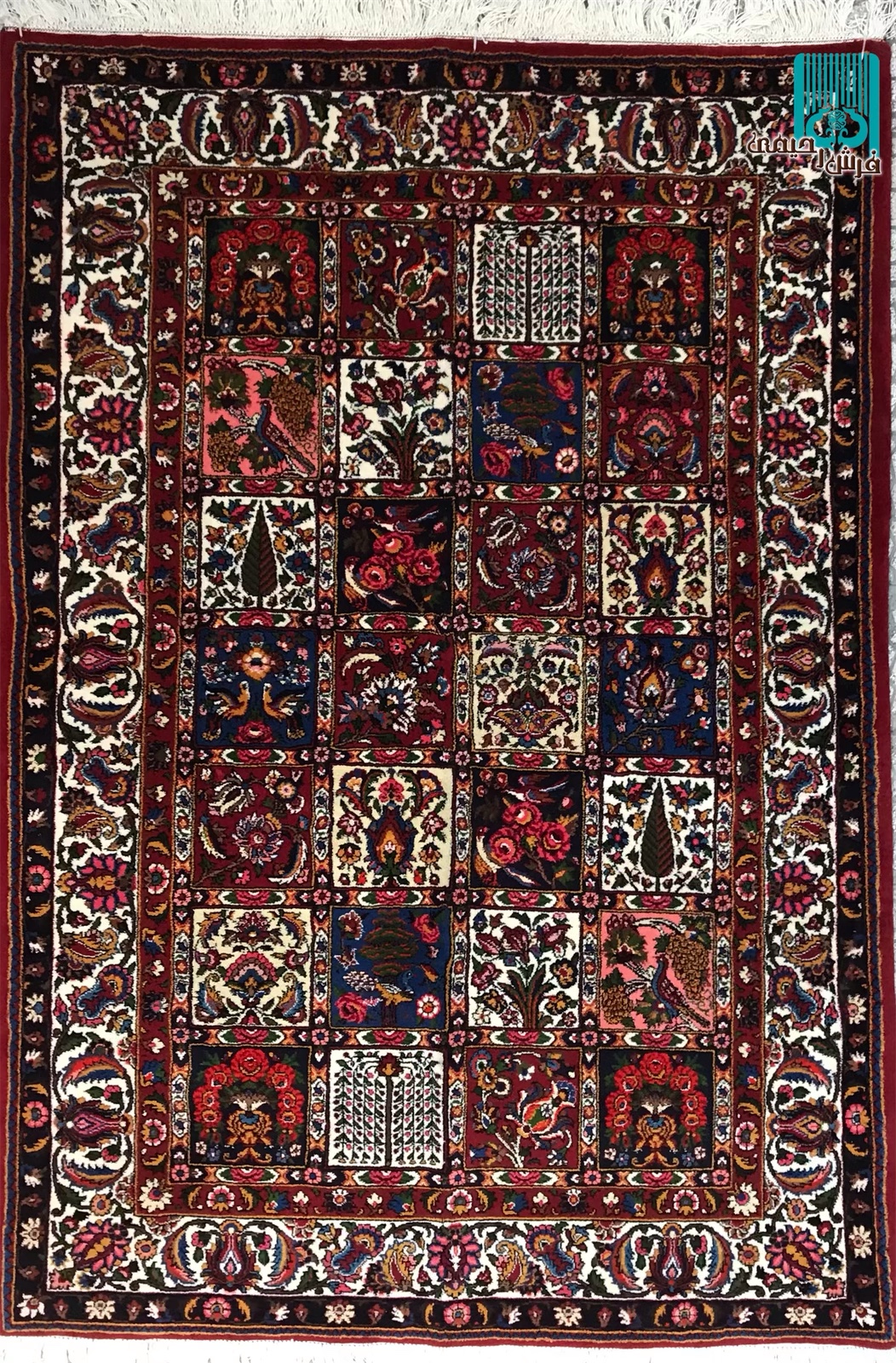 قالیچه بختیاری طرح خشت اصیل