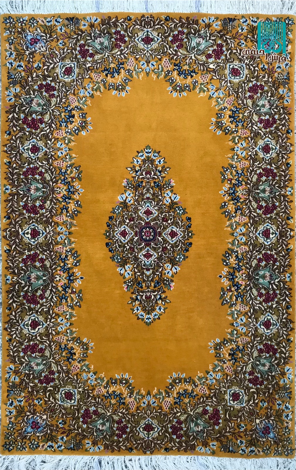 ذرع و نیم کرمان اعلاء طرح ترنج کف ساده